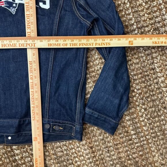 New England Patriots Levi's Blue Sports Denim Trucker Men's Jacket Large - Picture 8 of 8